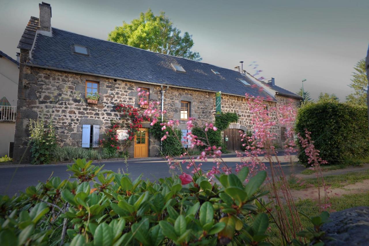 Gite La Voie Romaine Ceyssat Exterior foto